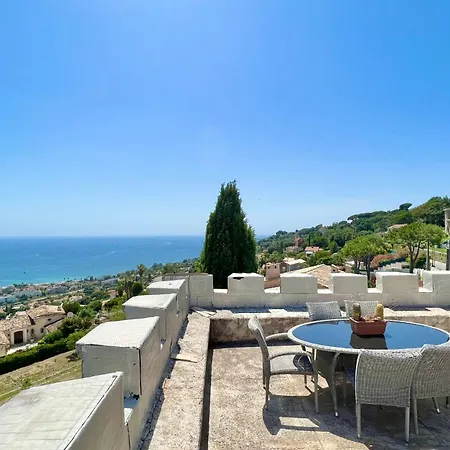 Castel Horizon - Super Cannes - 360 Degrees View فيلة